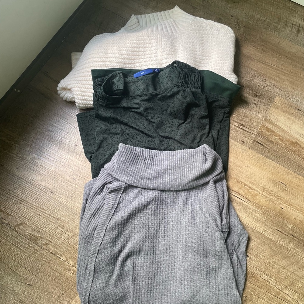 Bundle of 3 Size Small Long Sleeve Tops